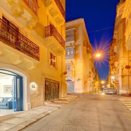 Apartmán Kapitali 33a